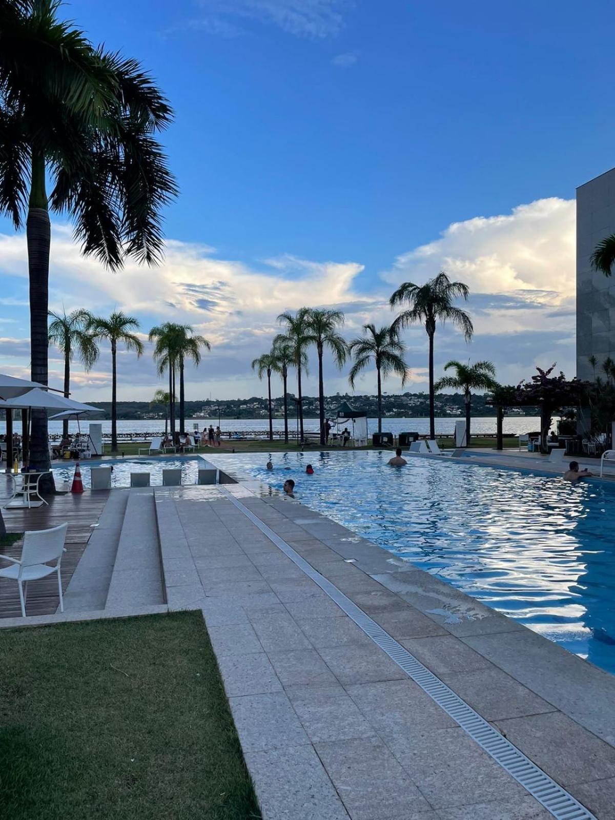 Estiloso Flat Brisas Do Lago Com Terraco Brasilia Exterior foto