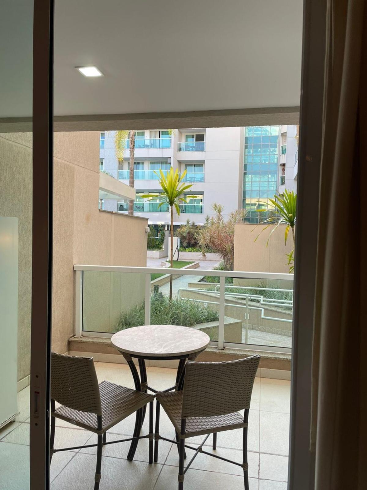 Estiloso Flat Brisas Do Lago Com Terraco Brasilia Exterior foto